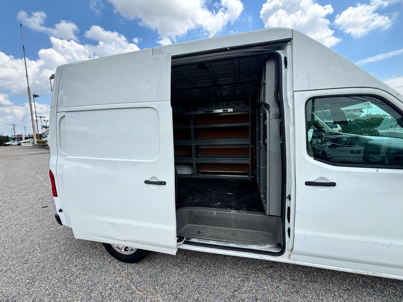 Nissan NV Cargo  2019