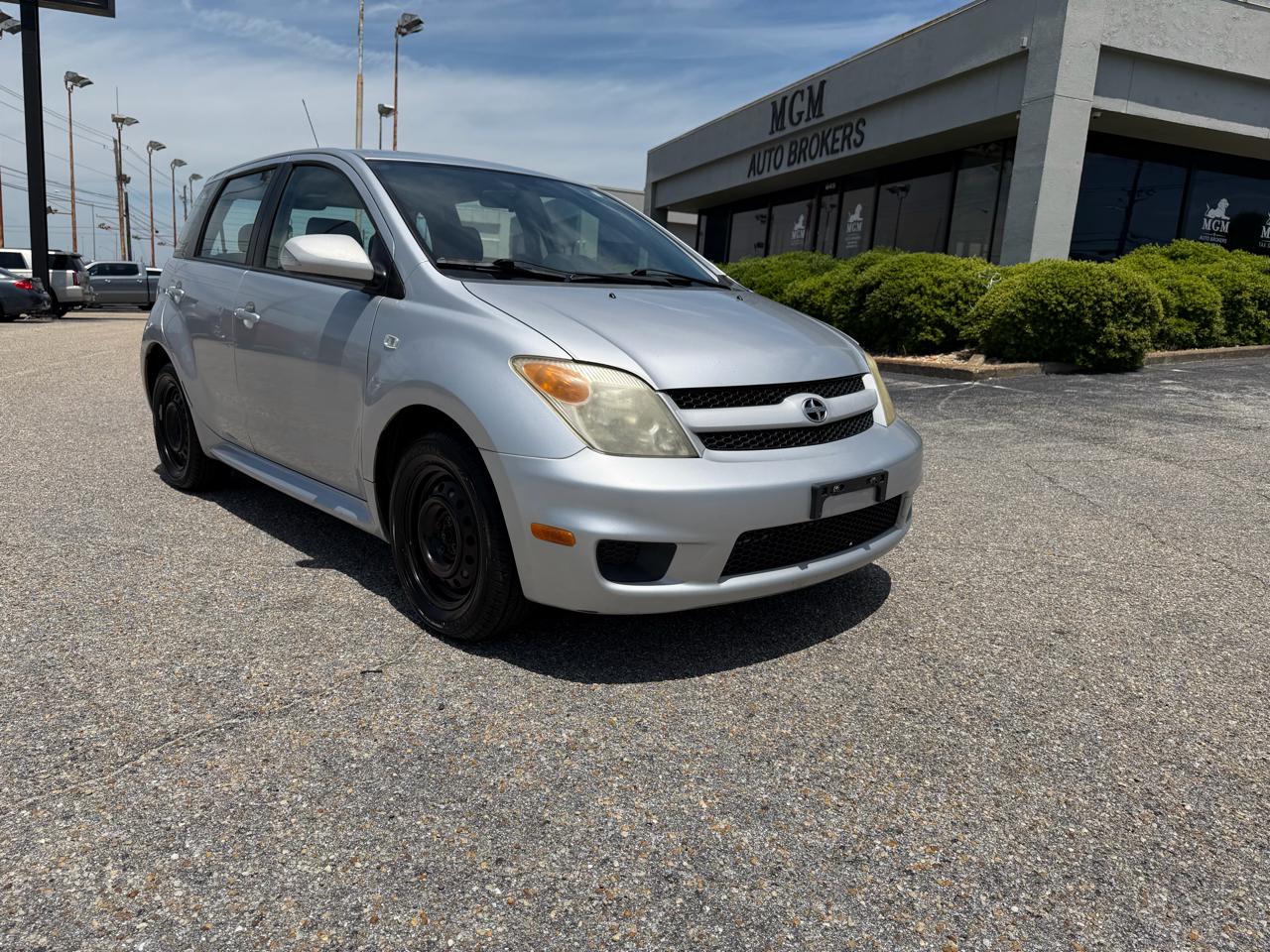 Scion xA Hatchback 2006