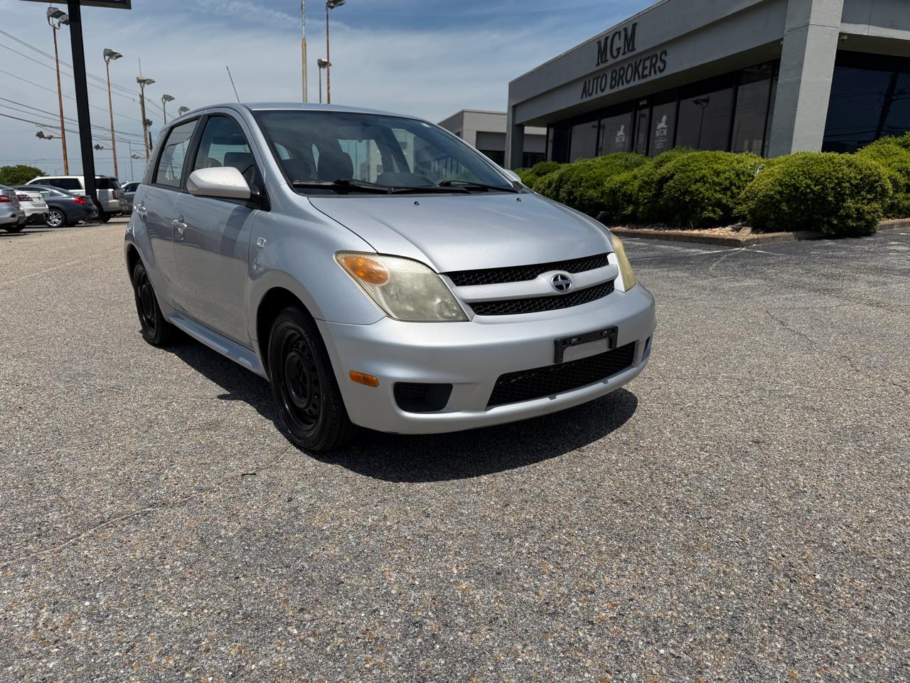 Scion xA Hatchback 2006
