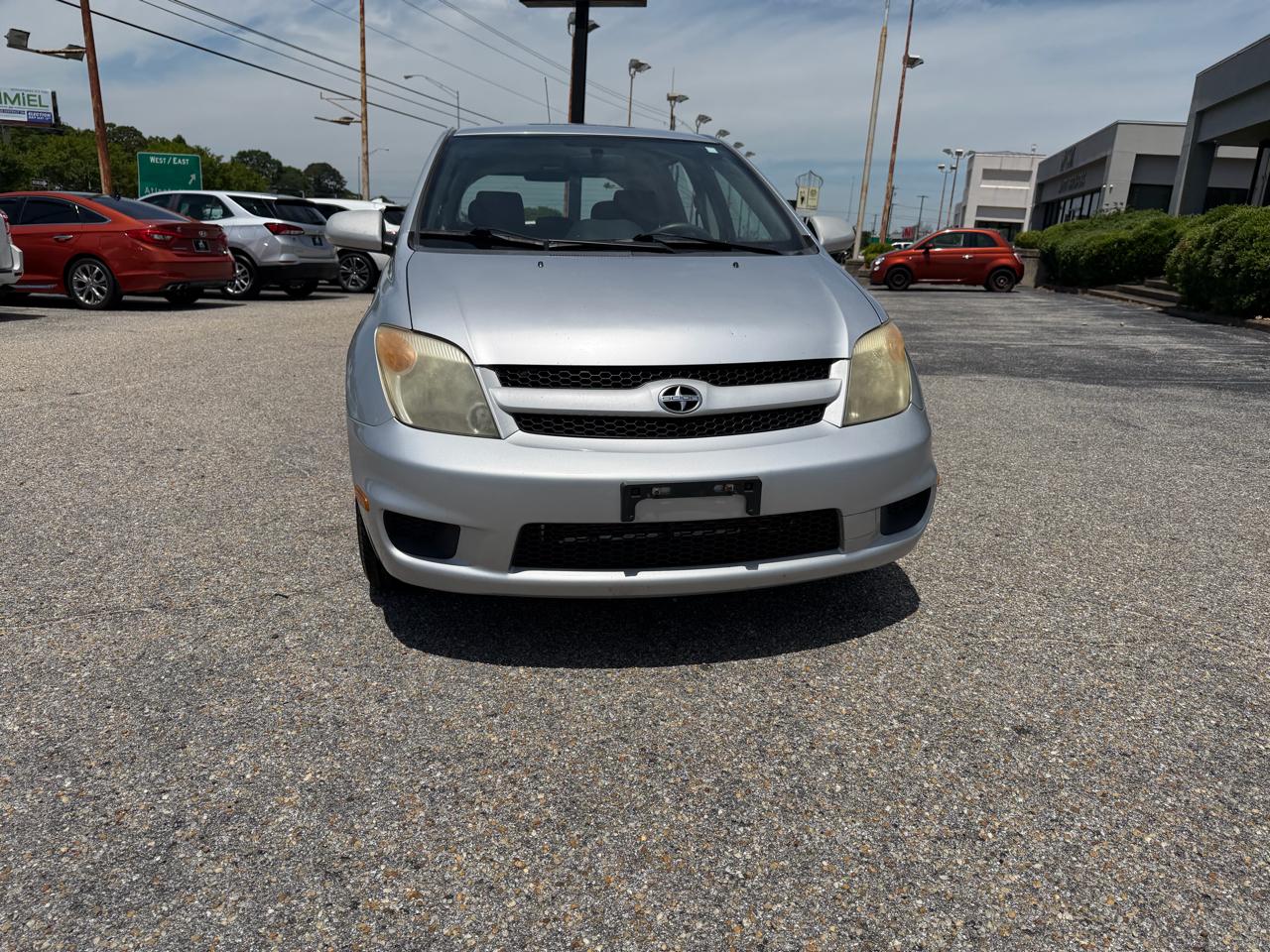 Scion xA Hatchback 2006