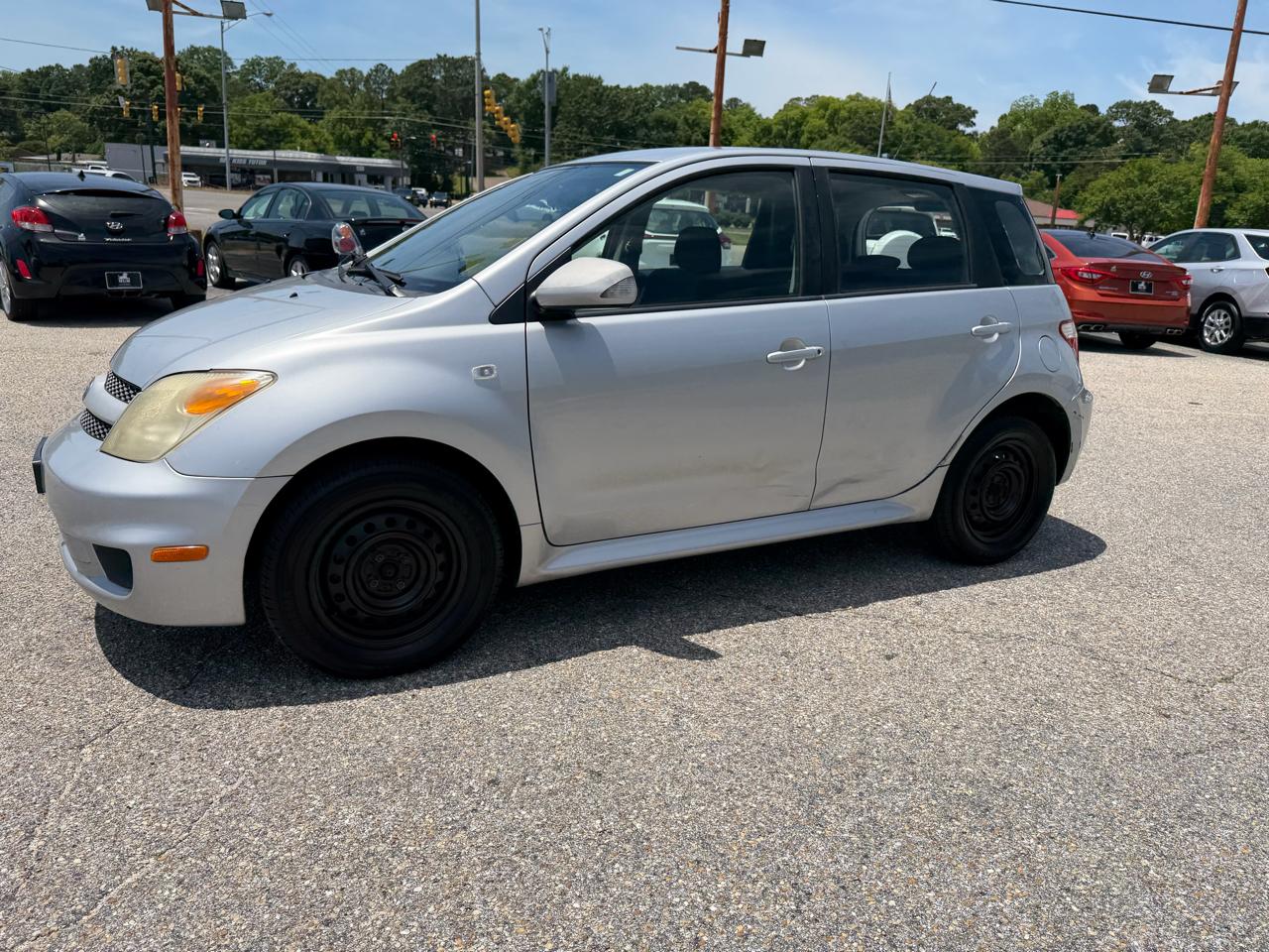 Scion xA Hatchback 2006