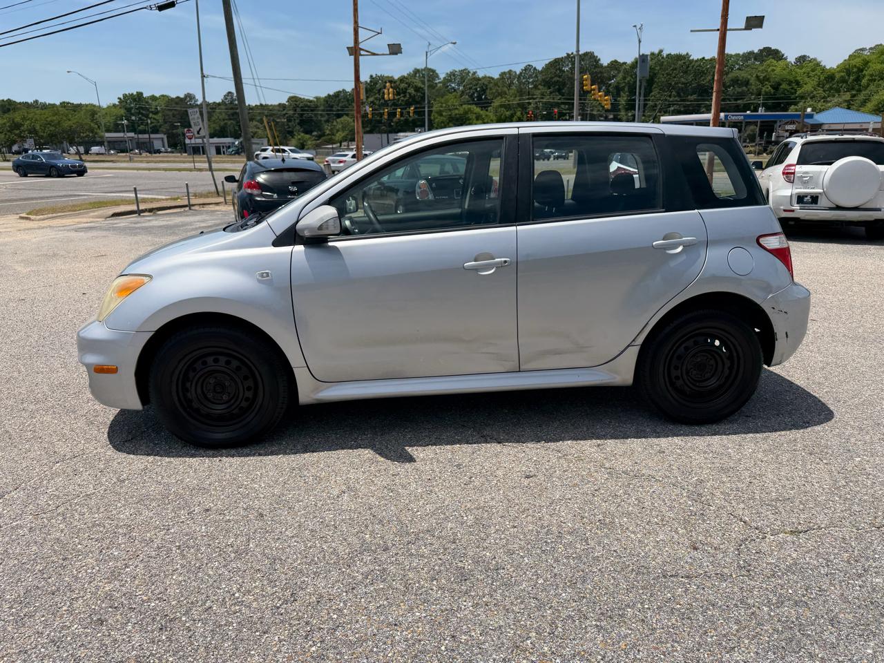 Scion xA Hatchback 2006
