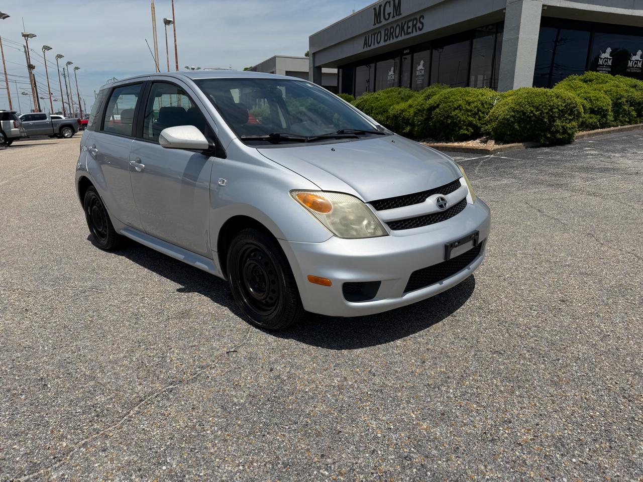 Scion xA Hatchback 2006