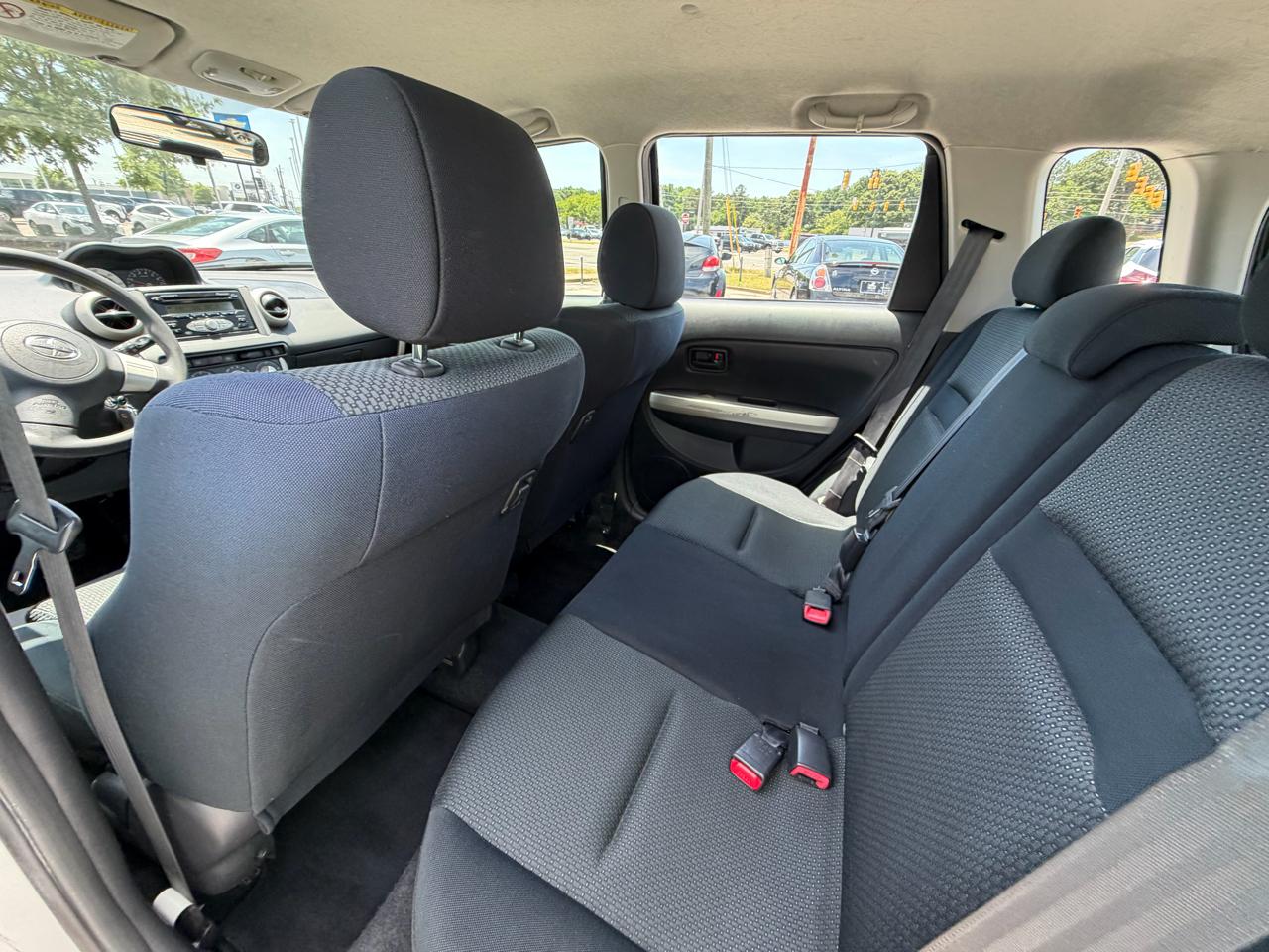 Scion xA Hatchback 2006