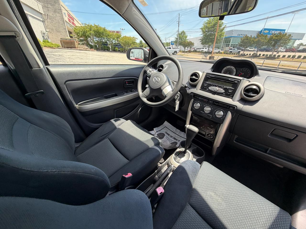 Scion xA Hatchback 2006