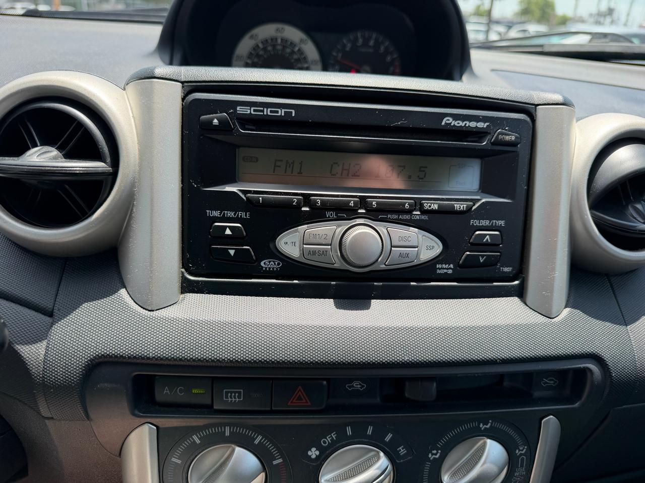 Scion xA Hatchback 2006