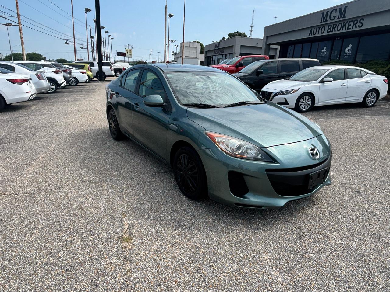 Mazda MAZDA3  2013