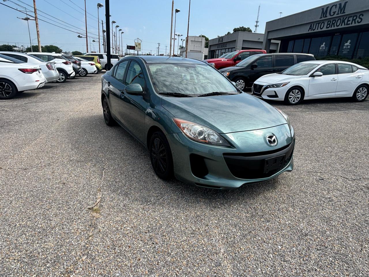 Mazda MAZDA3  2013