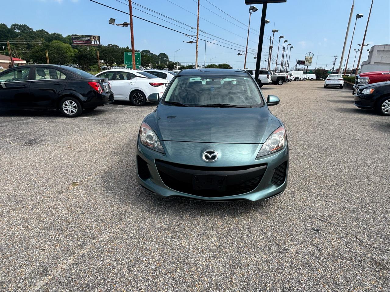 Mazda MAZDA3  2013