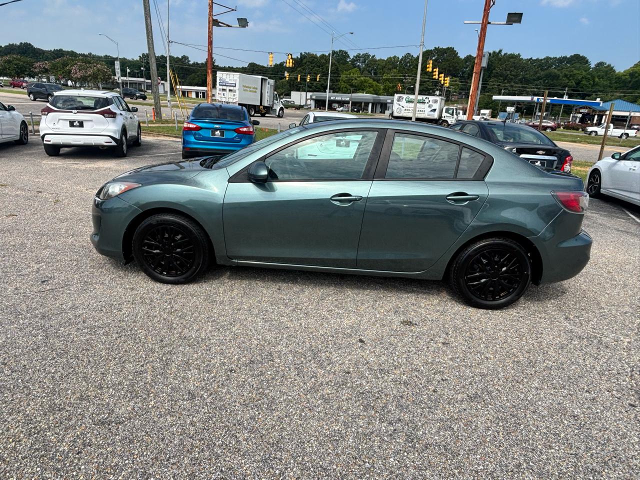 Mazda MAZDA3  2013