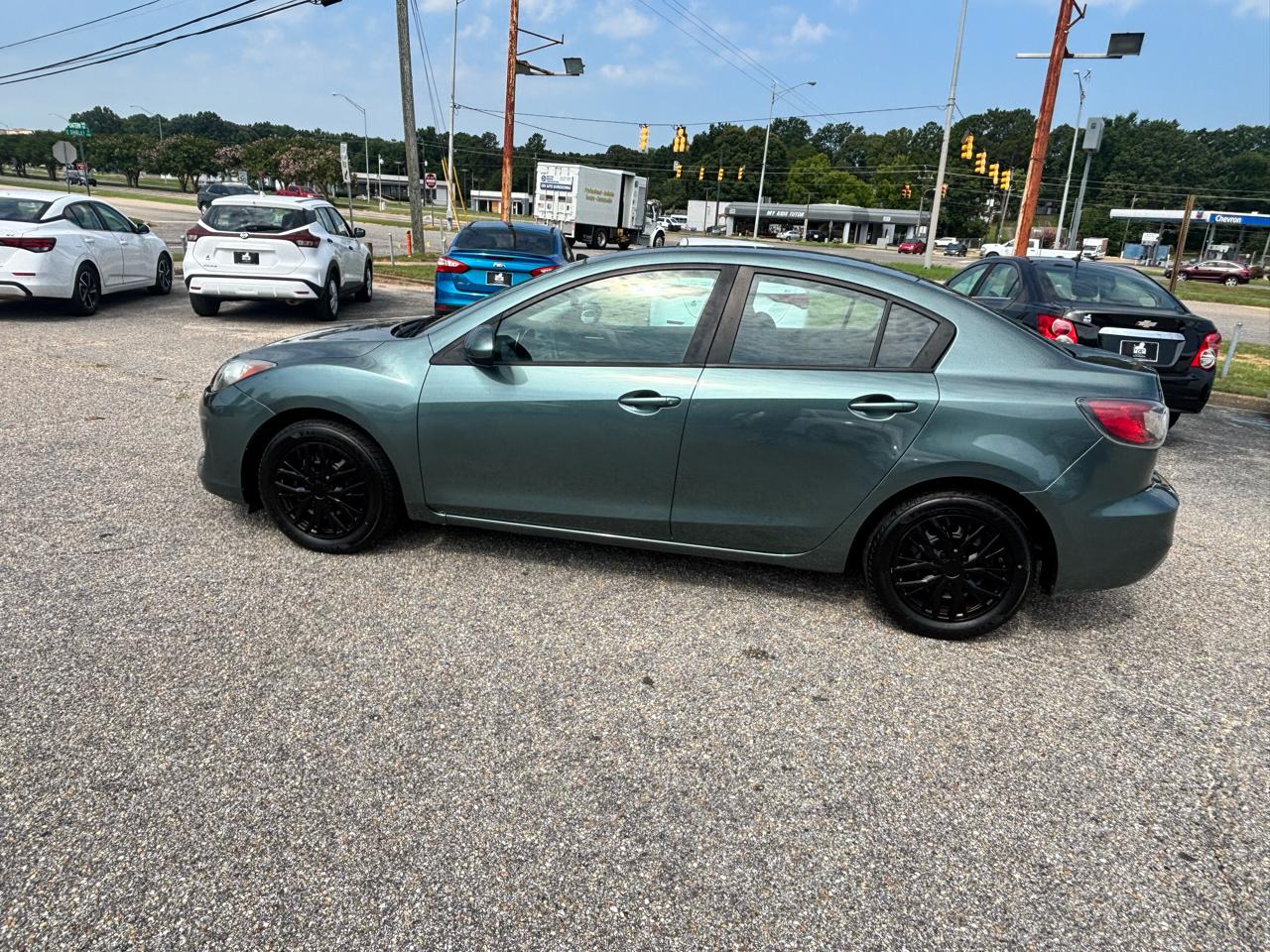Mazda MAZDA3  2013