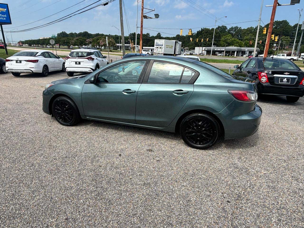 Mazda MAZDA3  2013