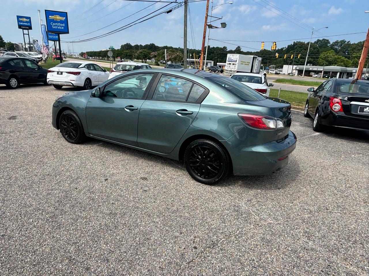 Mazda MAZDA3  2013