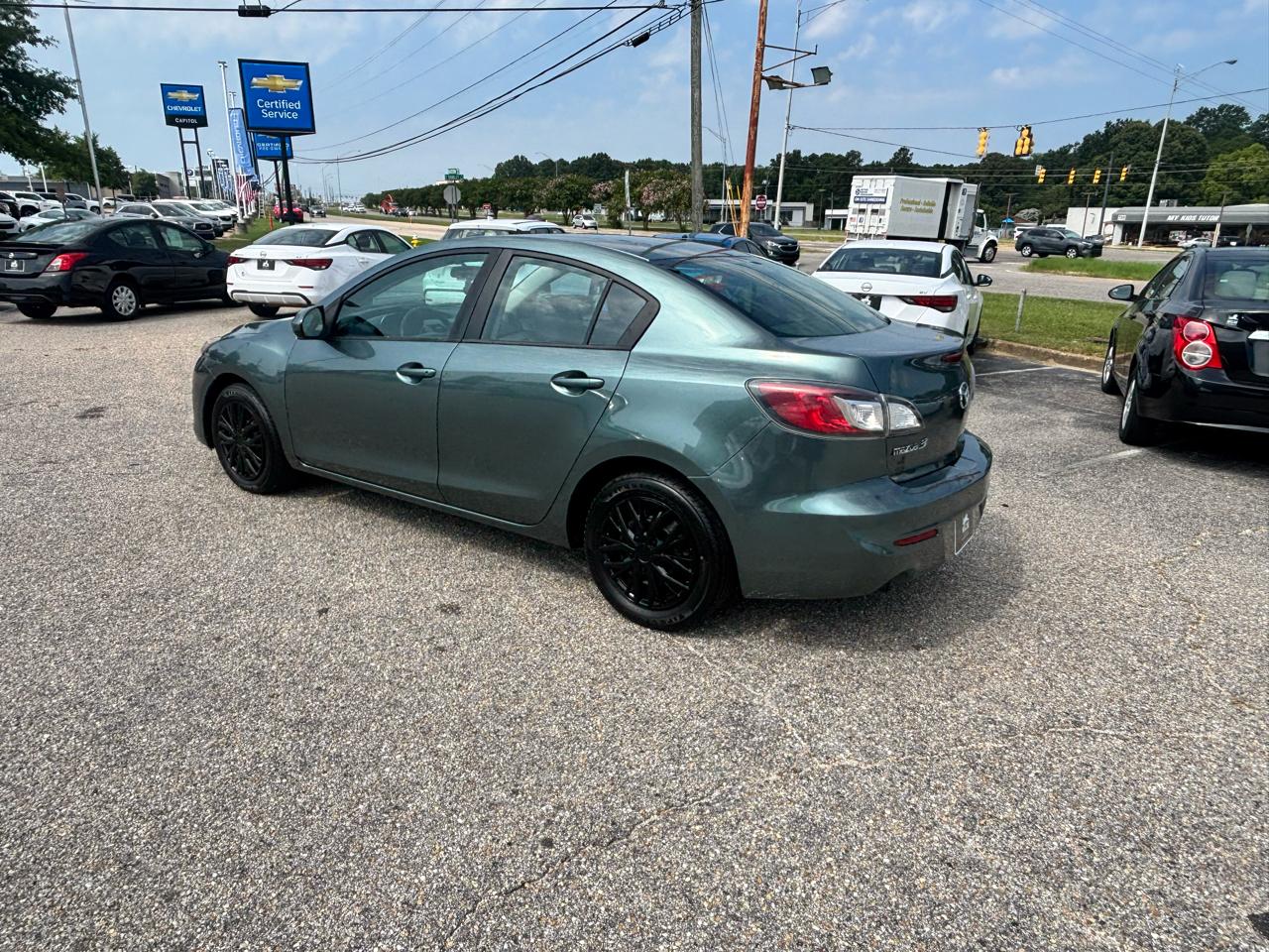 Mazda MAZDA3  2013