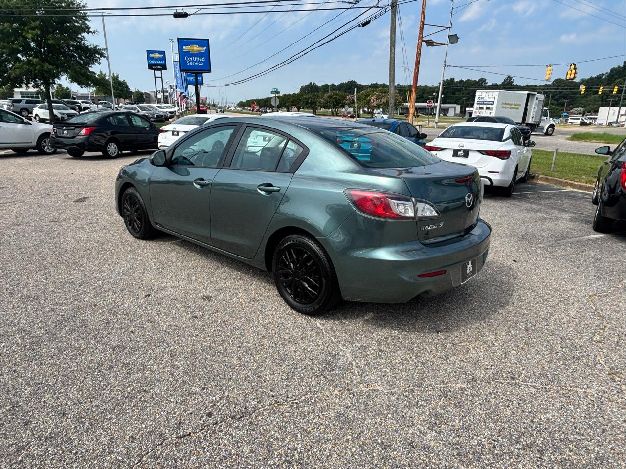 Mazda MAZDA3  2013