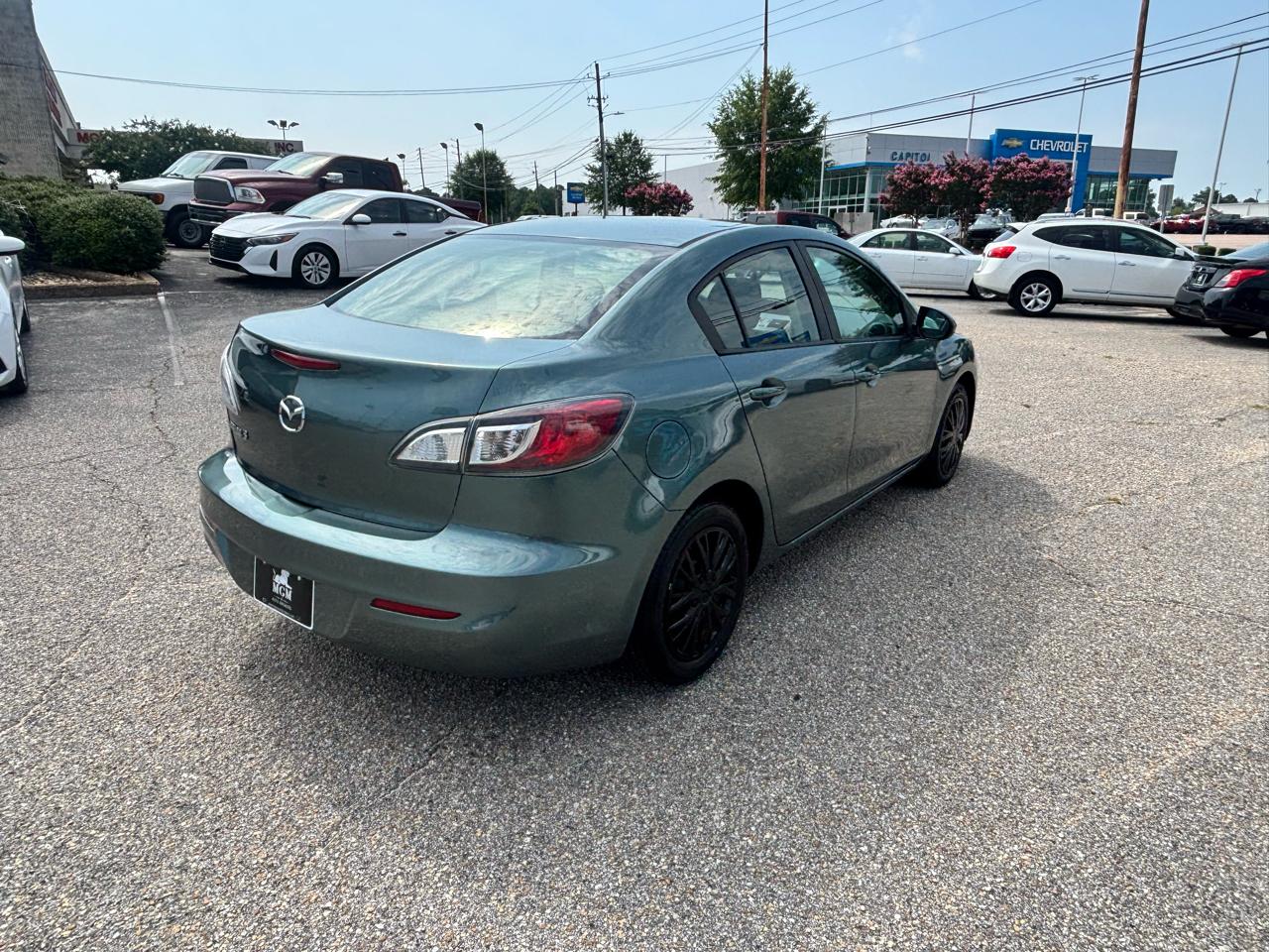 Mazda MAZDA3  2013