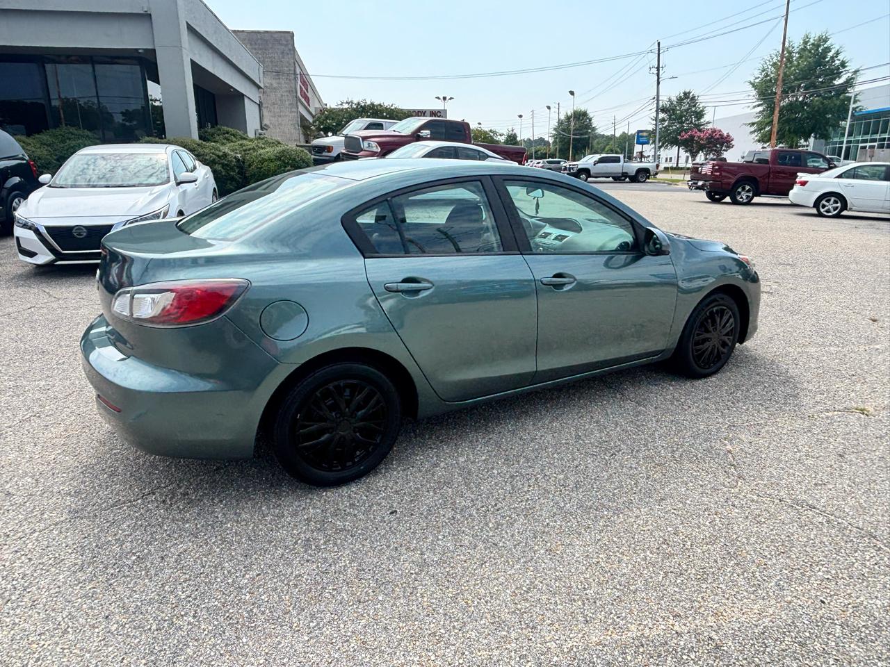 Mazda MAZDA3  2013