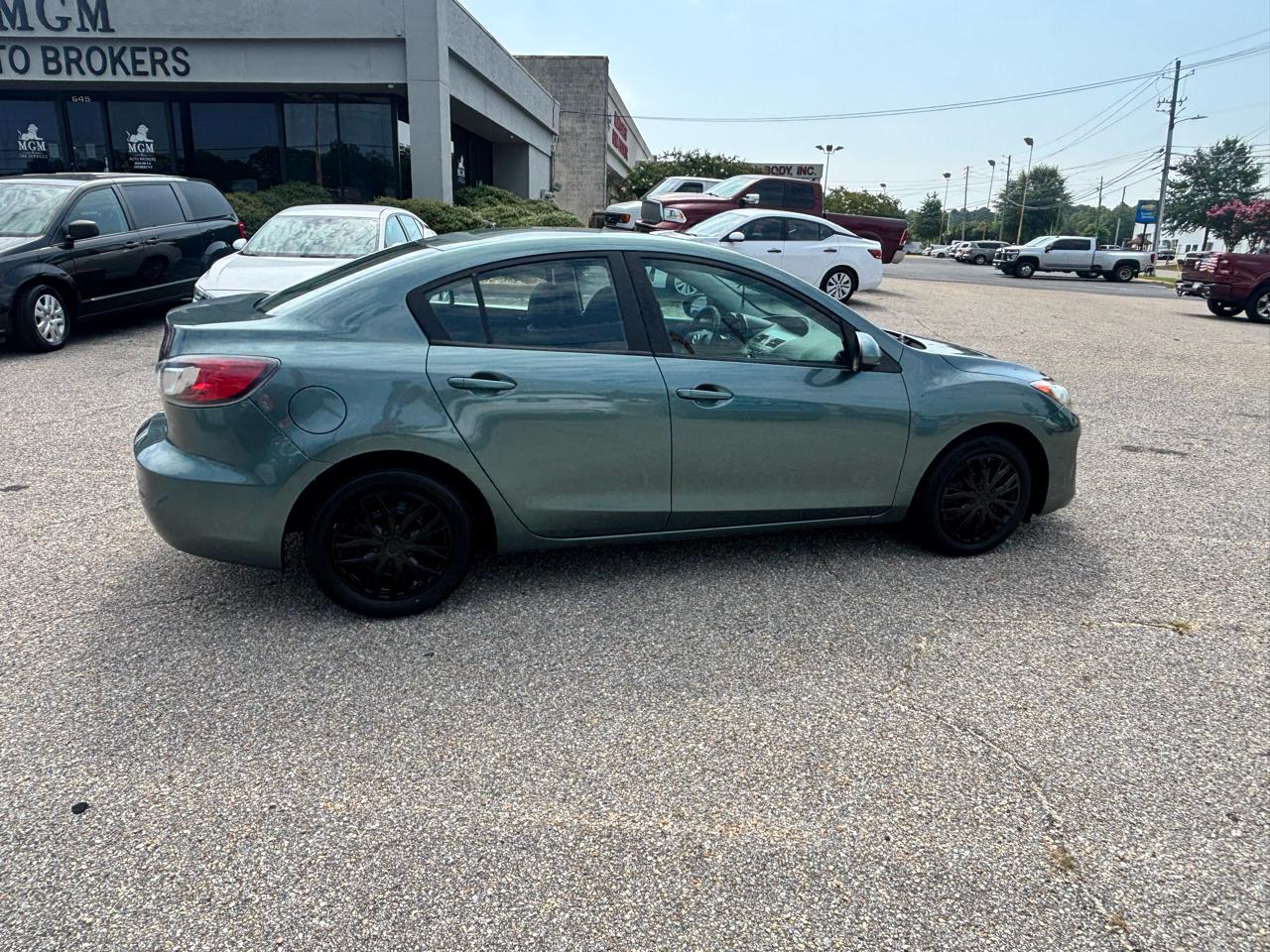 Mazda MAZDA3  2013