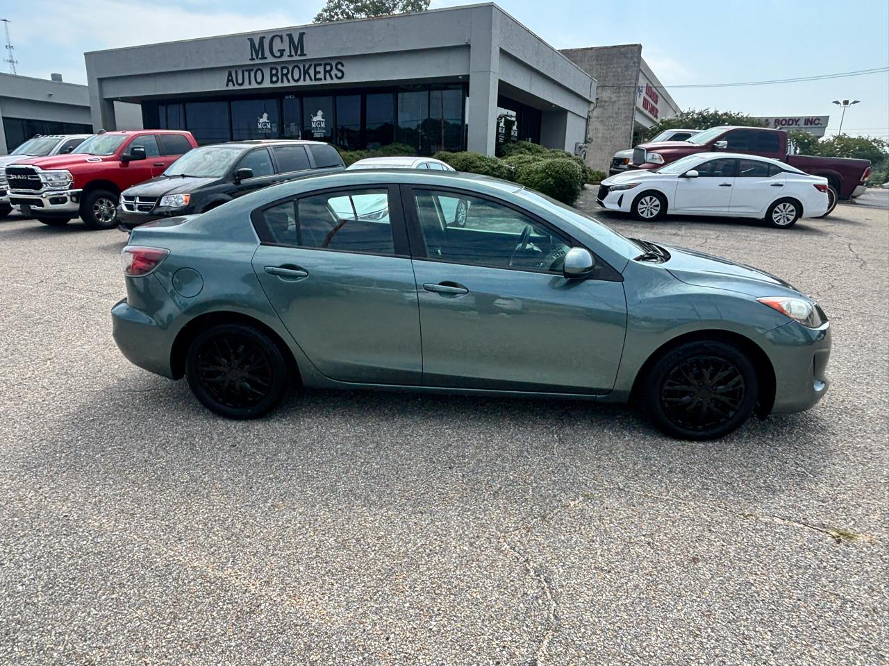 Mazda MAZDA3  2013