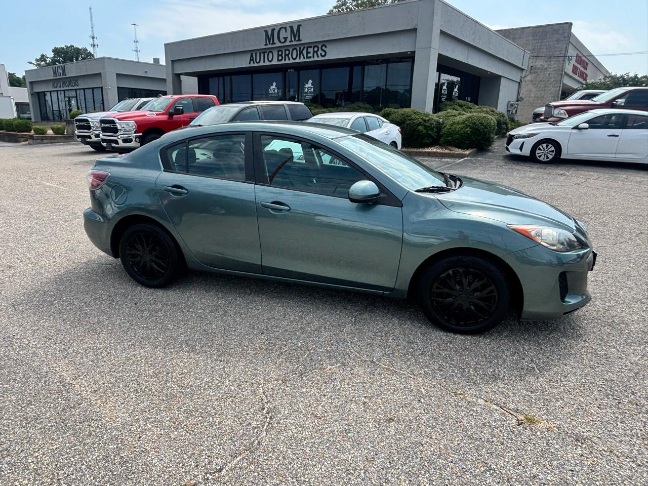 Mazda MAZDA3  2013