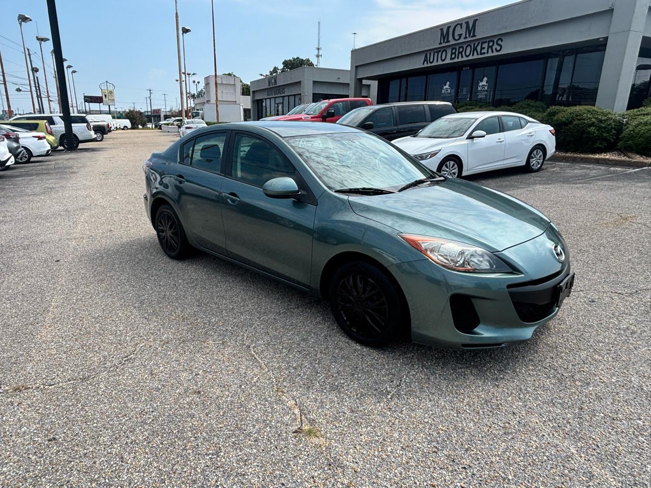 Mazda MAZDA3  2013