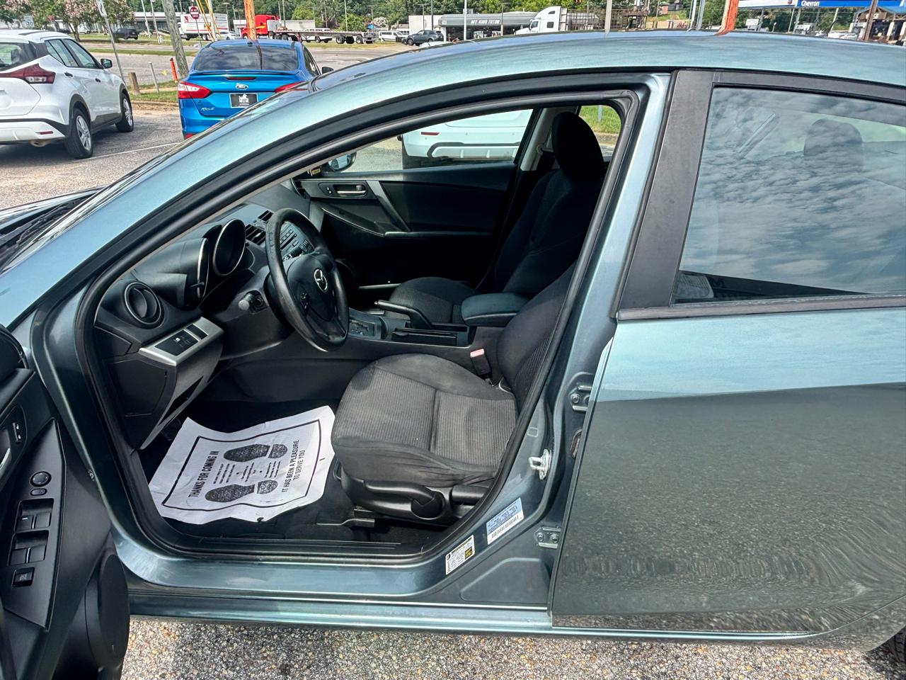 Mazda MAZDA3  2013