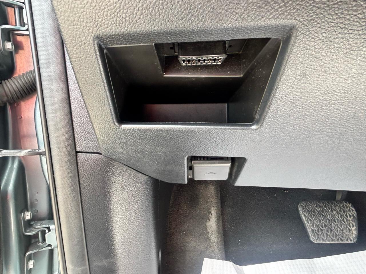 Mazda MAZDA3  2013