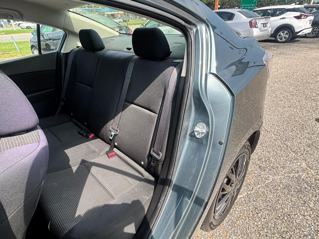 Mazda MAZDA3  2013