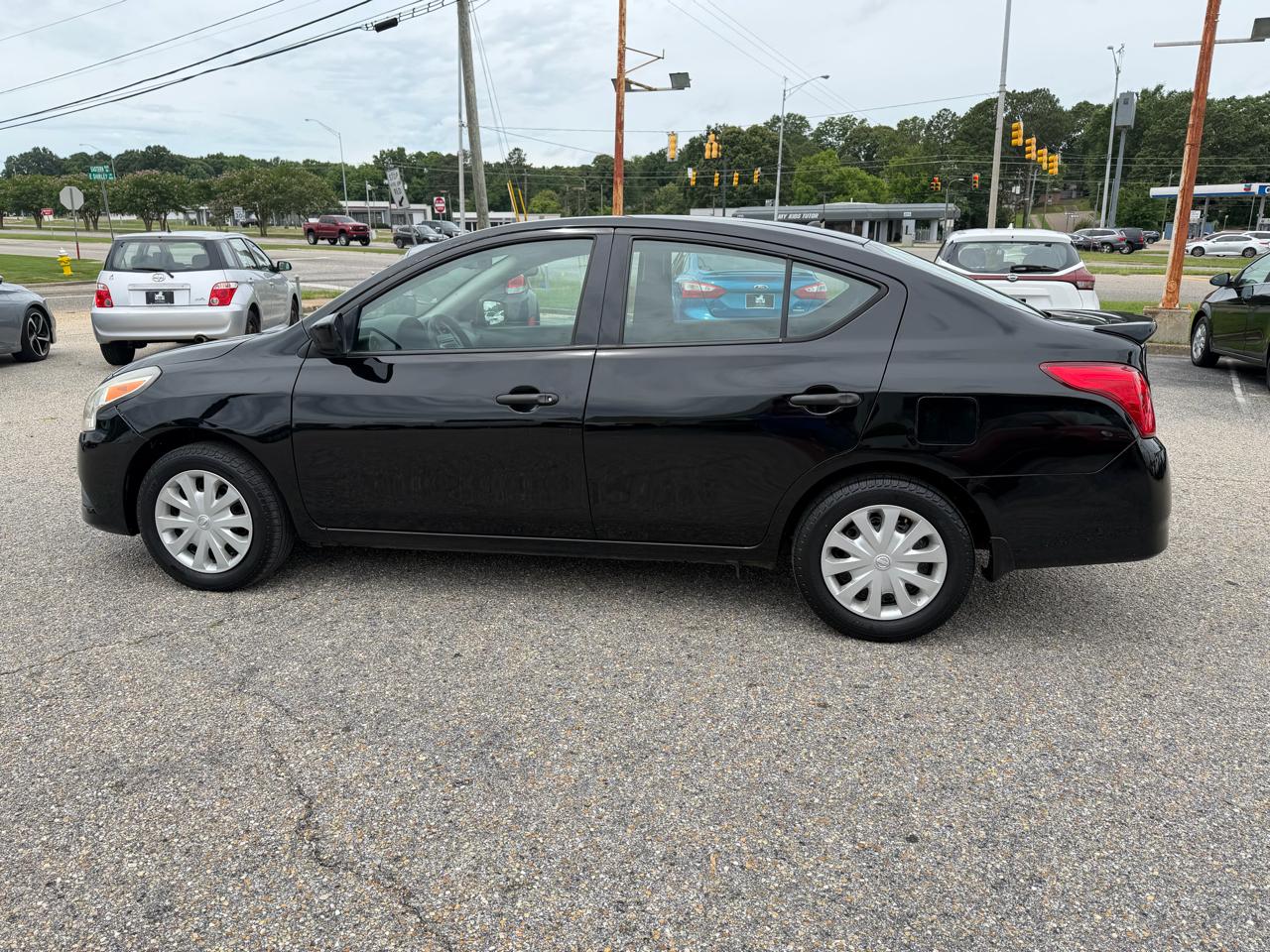 Nissan Versa Sedan  2017