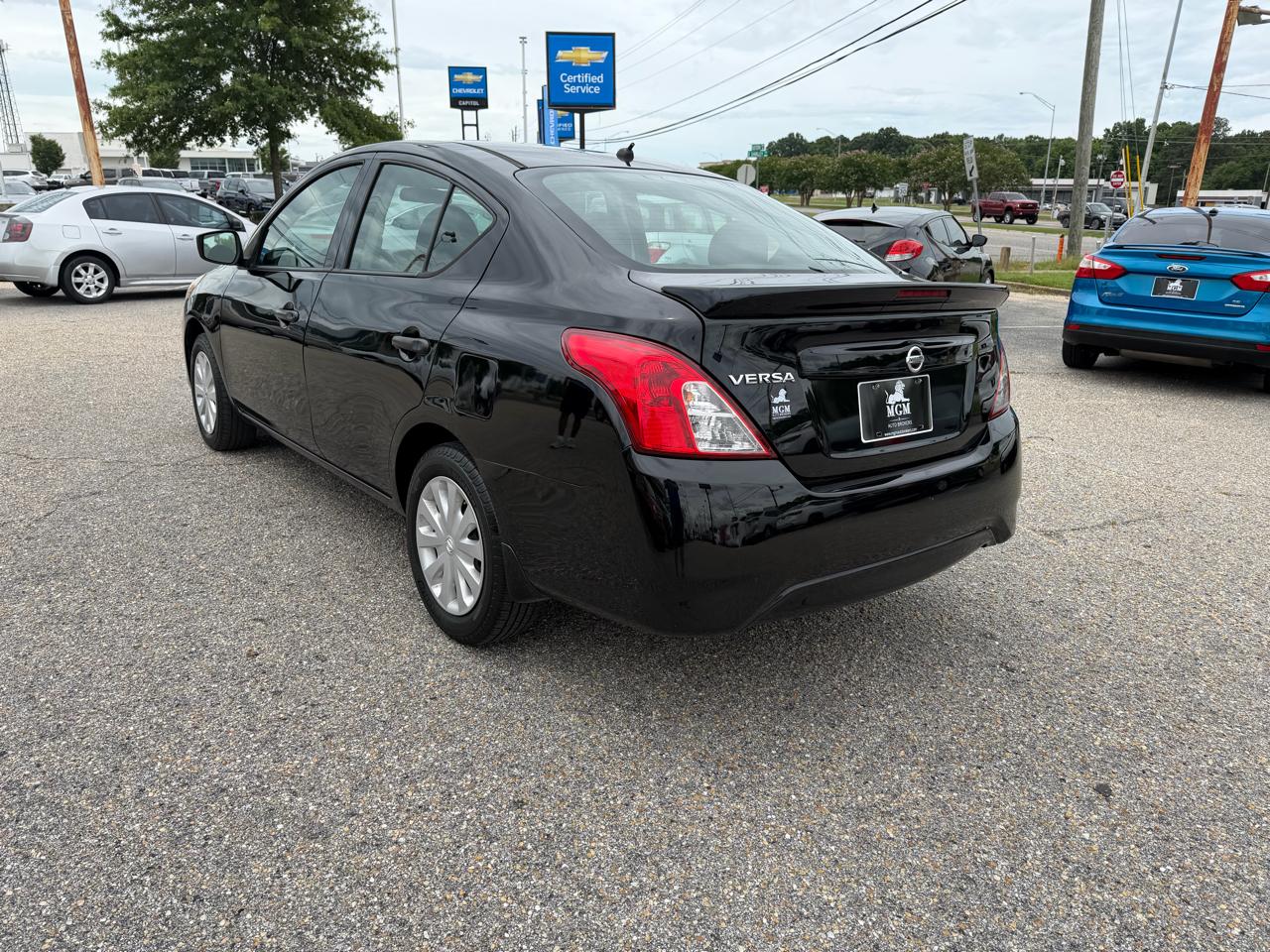 Nissan Versa Sedan  2017