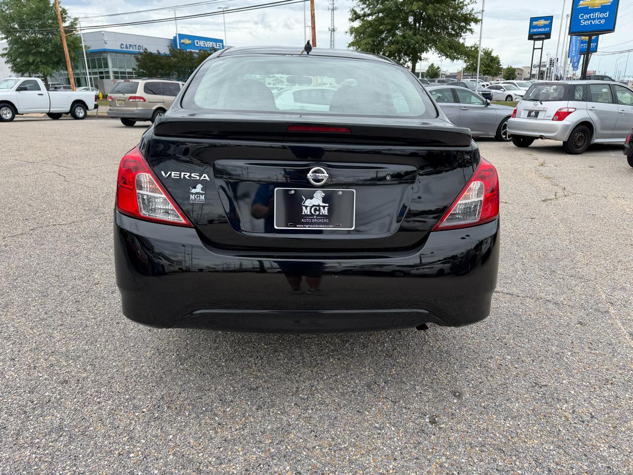 Nissan Versa Sedan  2017