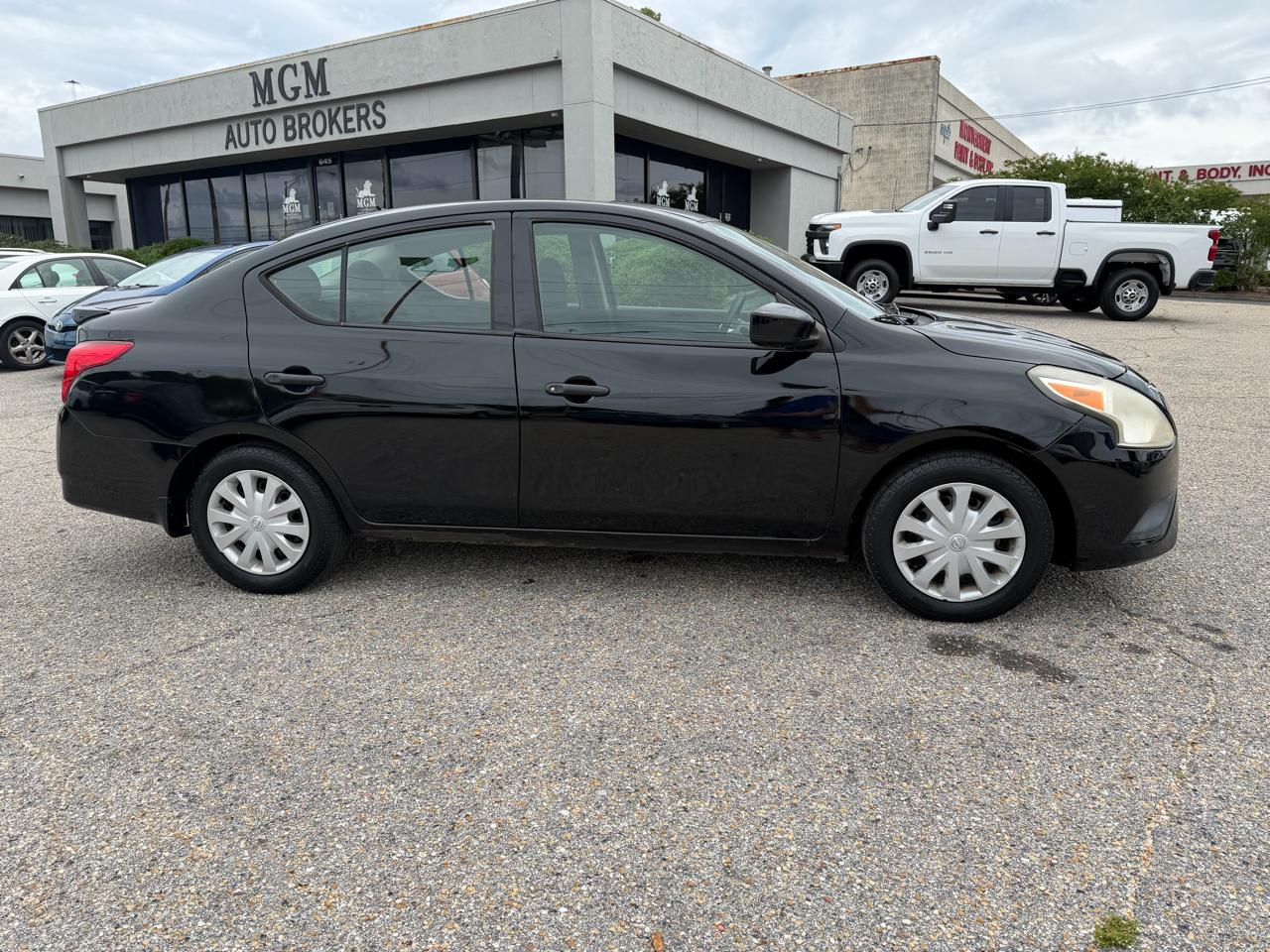 Nissan Versa Sedan  2017