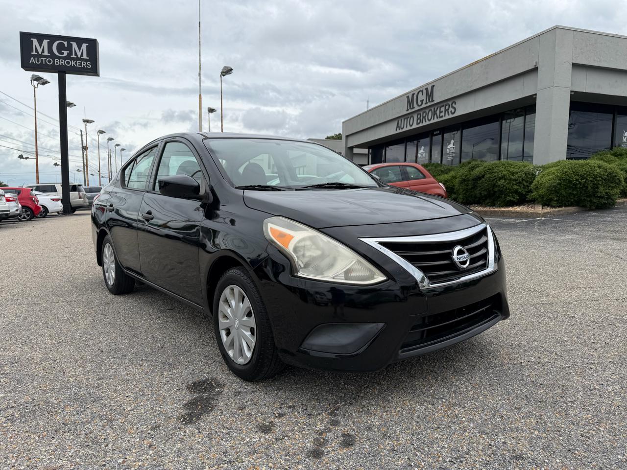 Nissan Versa Sedan  2017