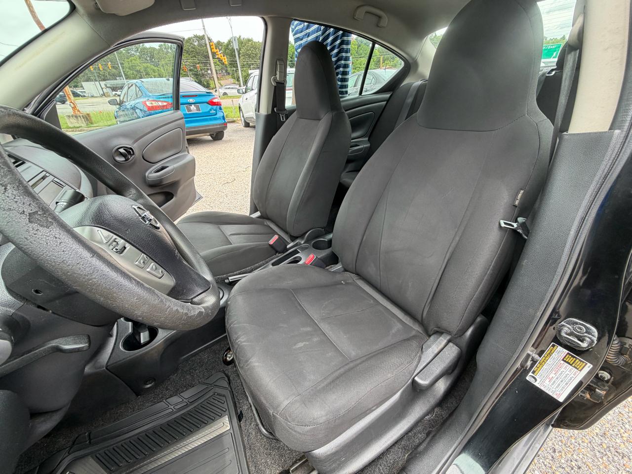 Nissan Versa Sedan  2017