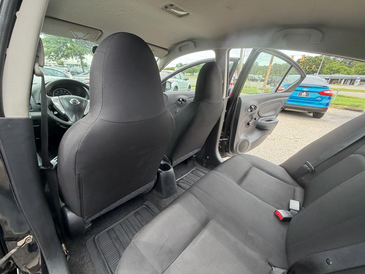 Nissan Versa Sedan  2017