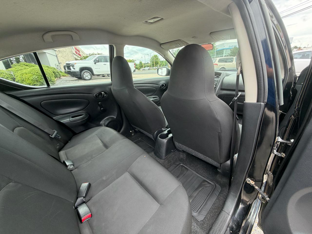 Nissan Versa Sedan  2017