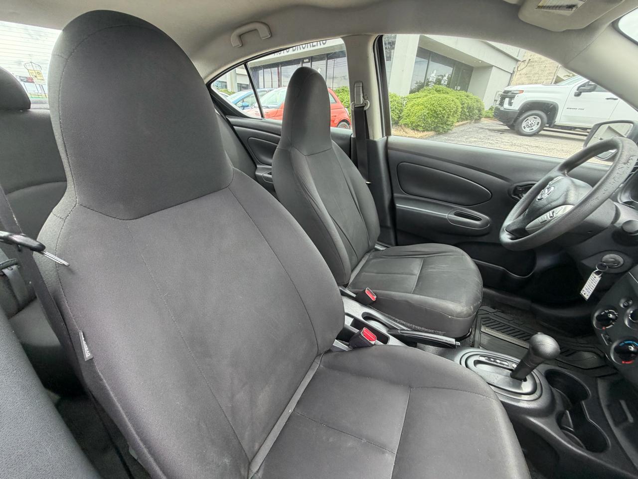 Nissan Versa Sedan  2017