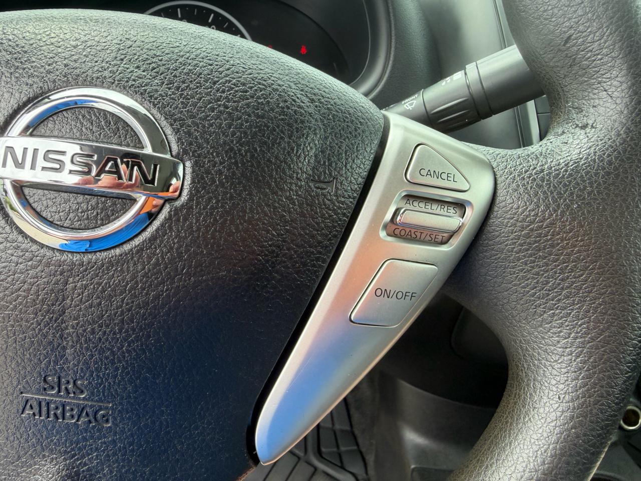 Nissan Versa Sedan  2017