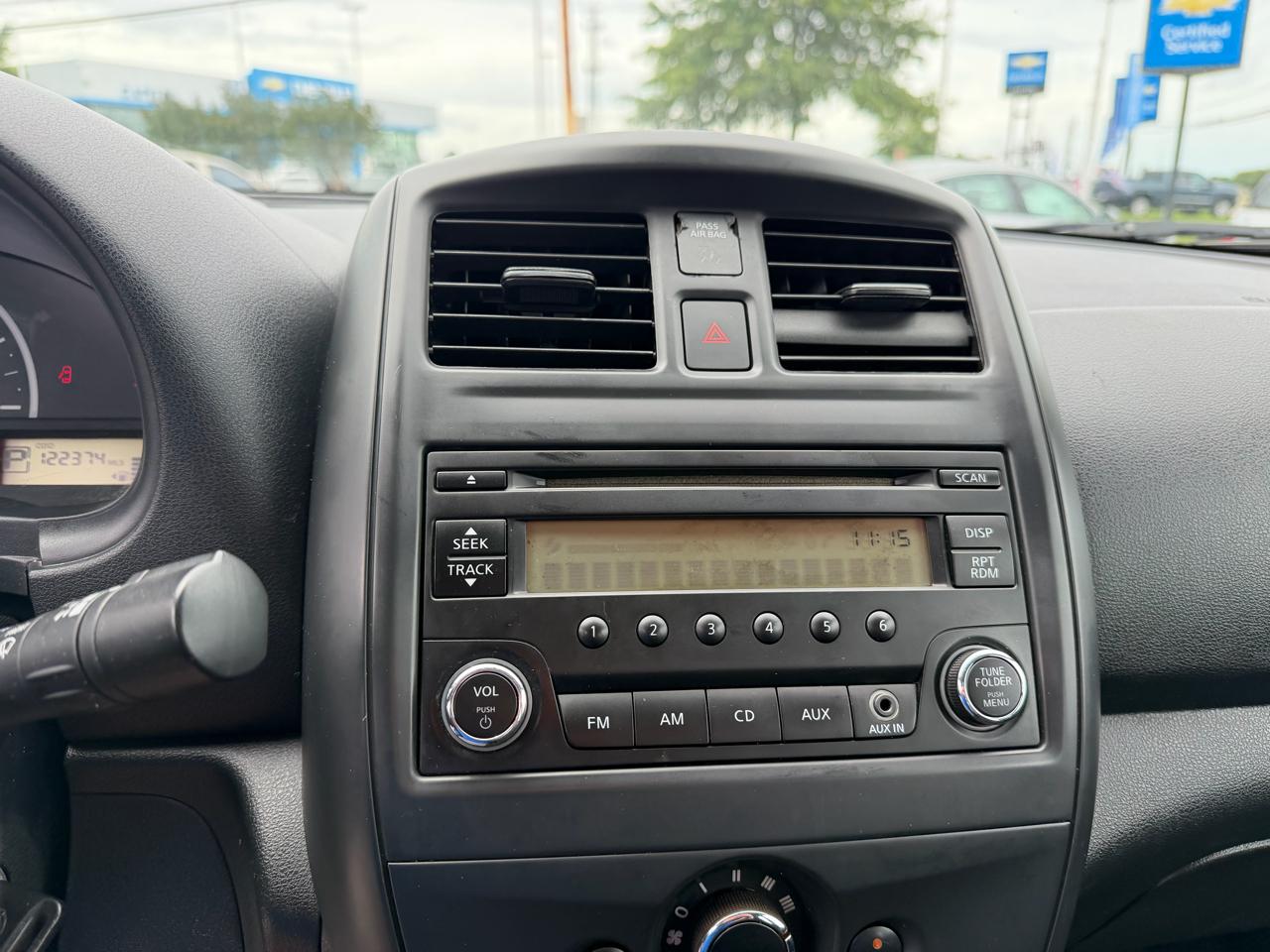 Nissan Versa Sedan  2017