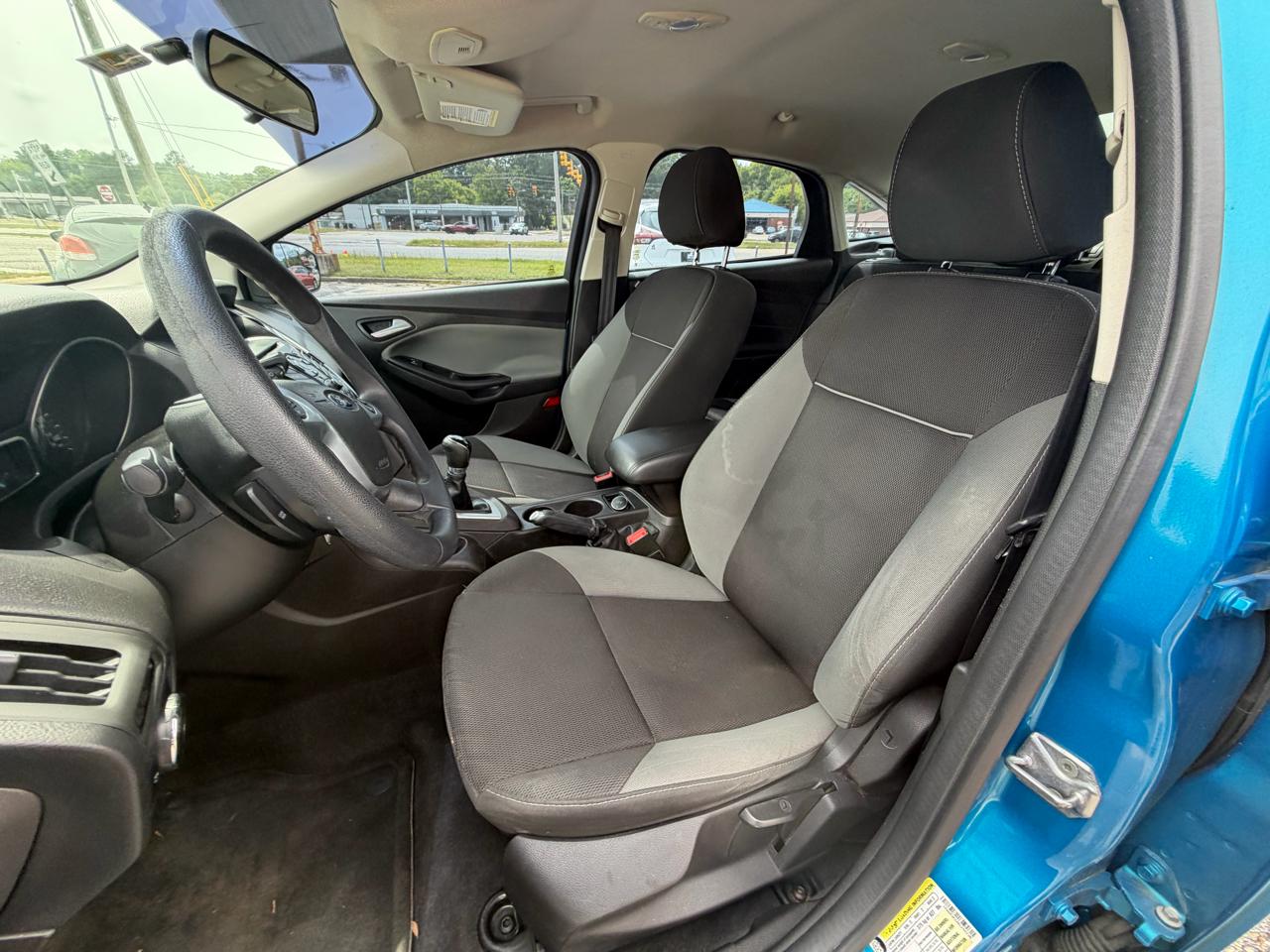 Ford Focus  2014
