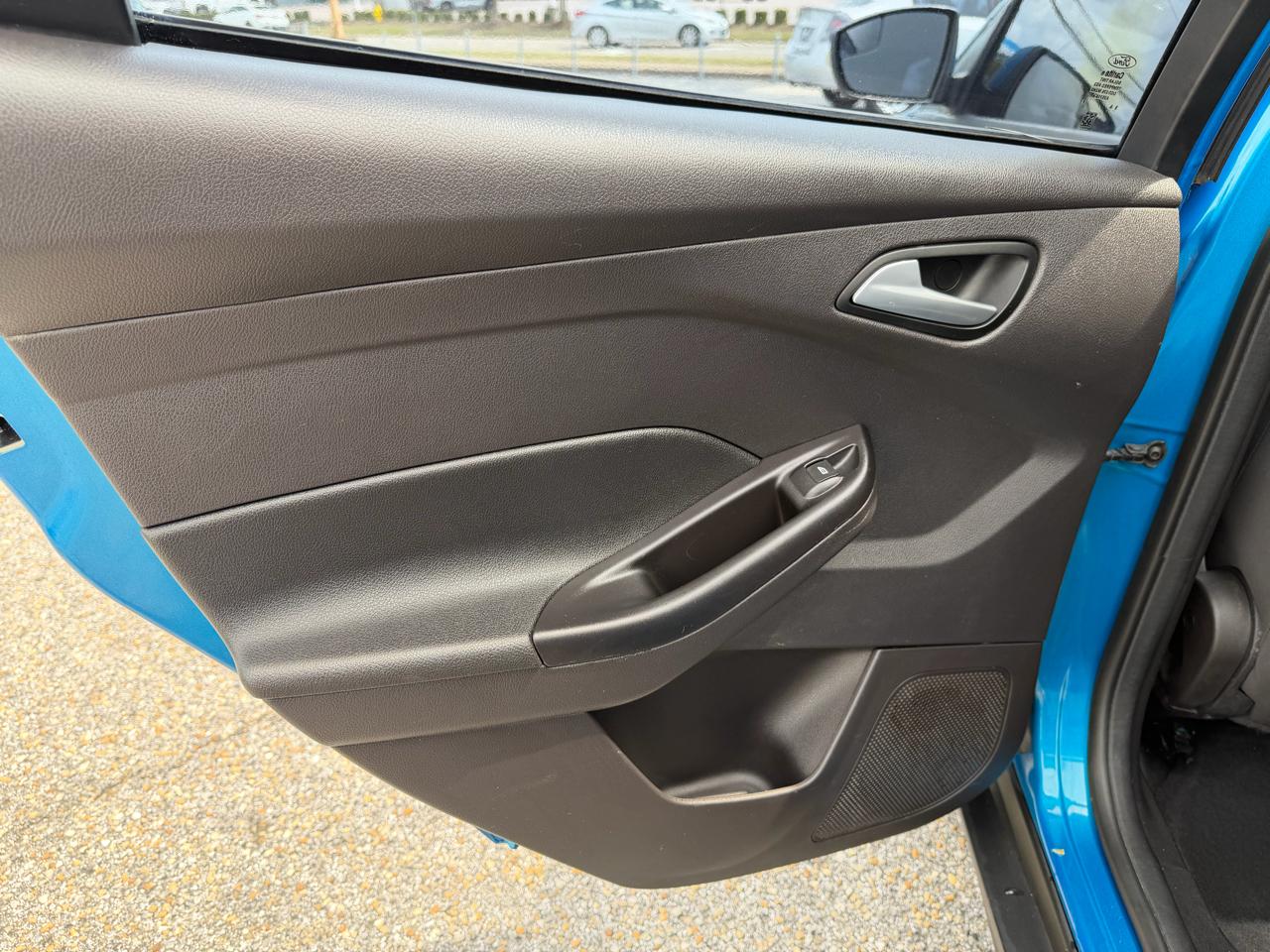 Ford Focus  2014