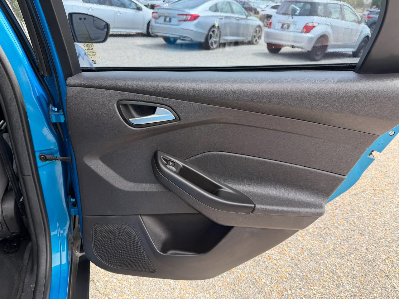 Ford Focus  2014