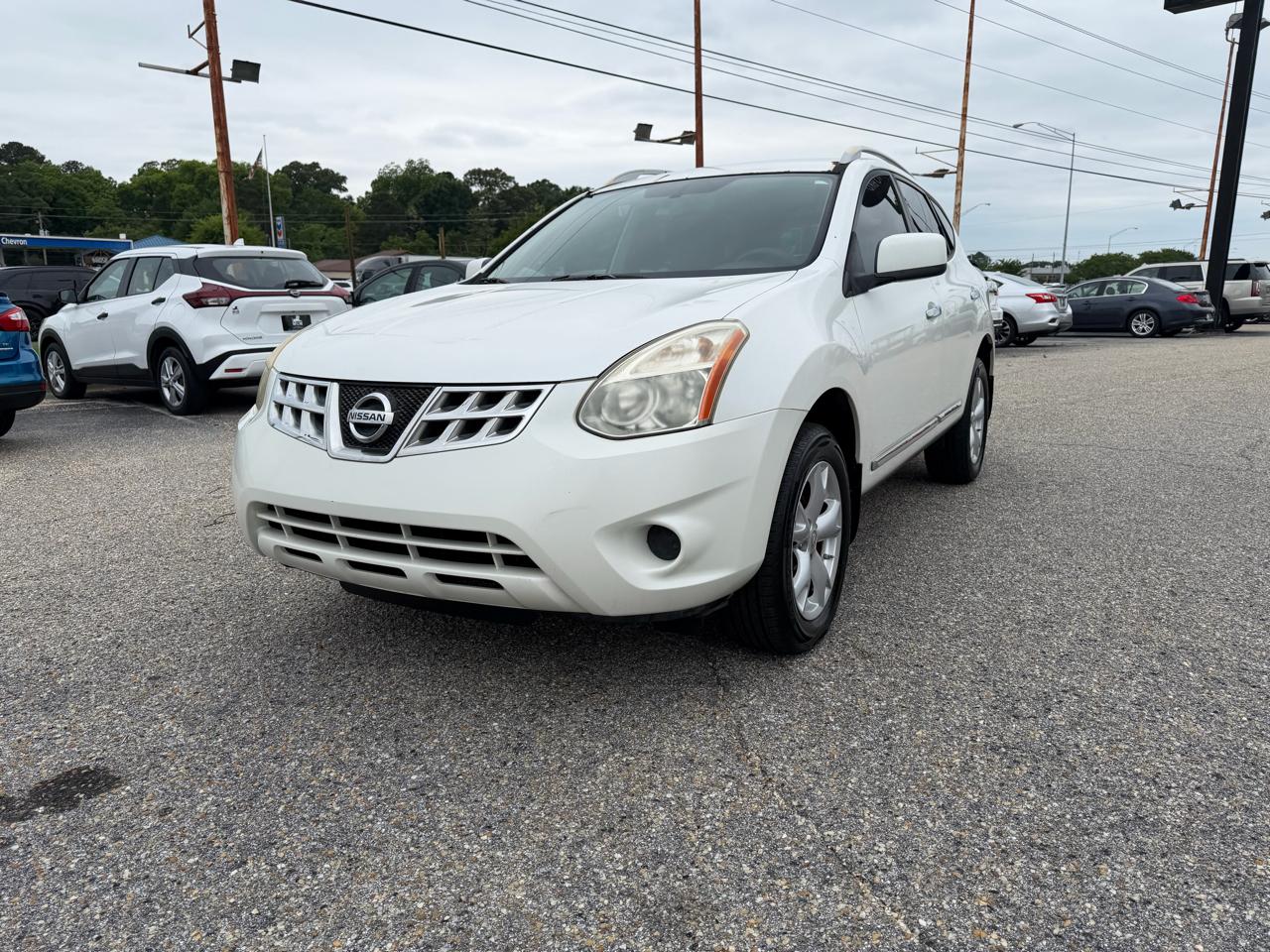 Nissan Rogue  2011