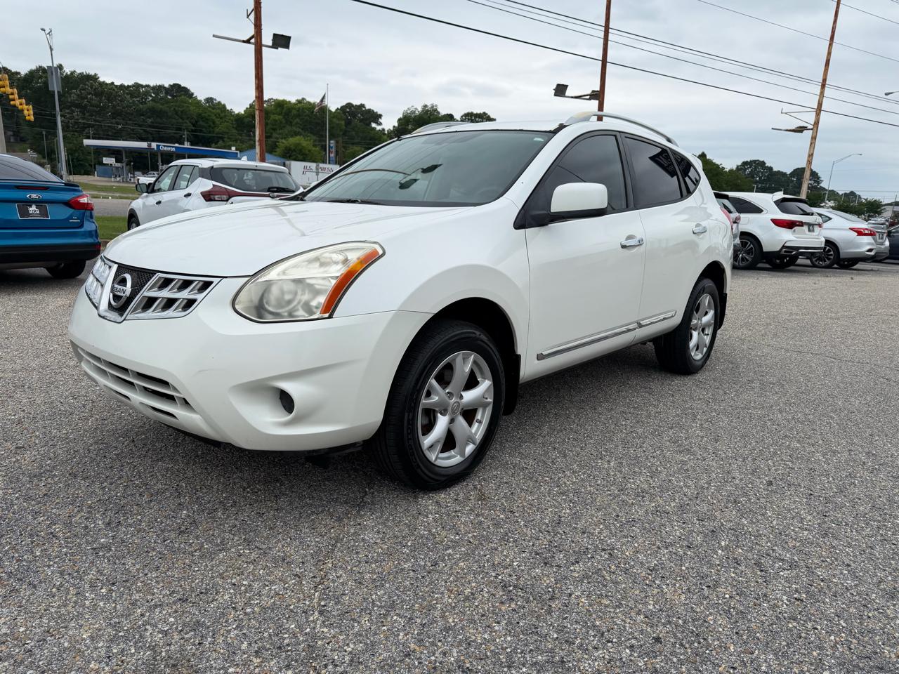 Nissan Rogue  2011