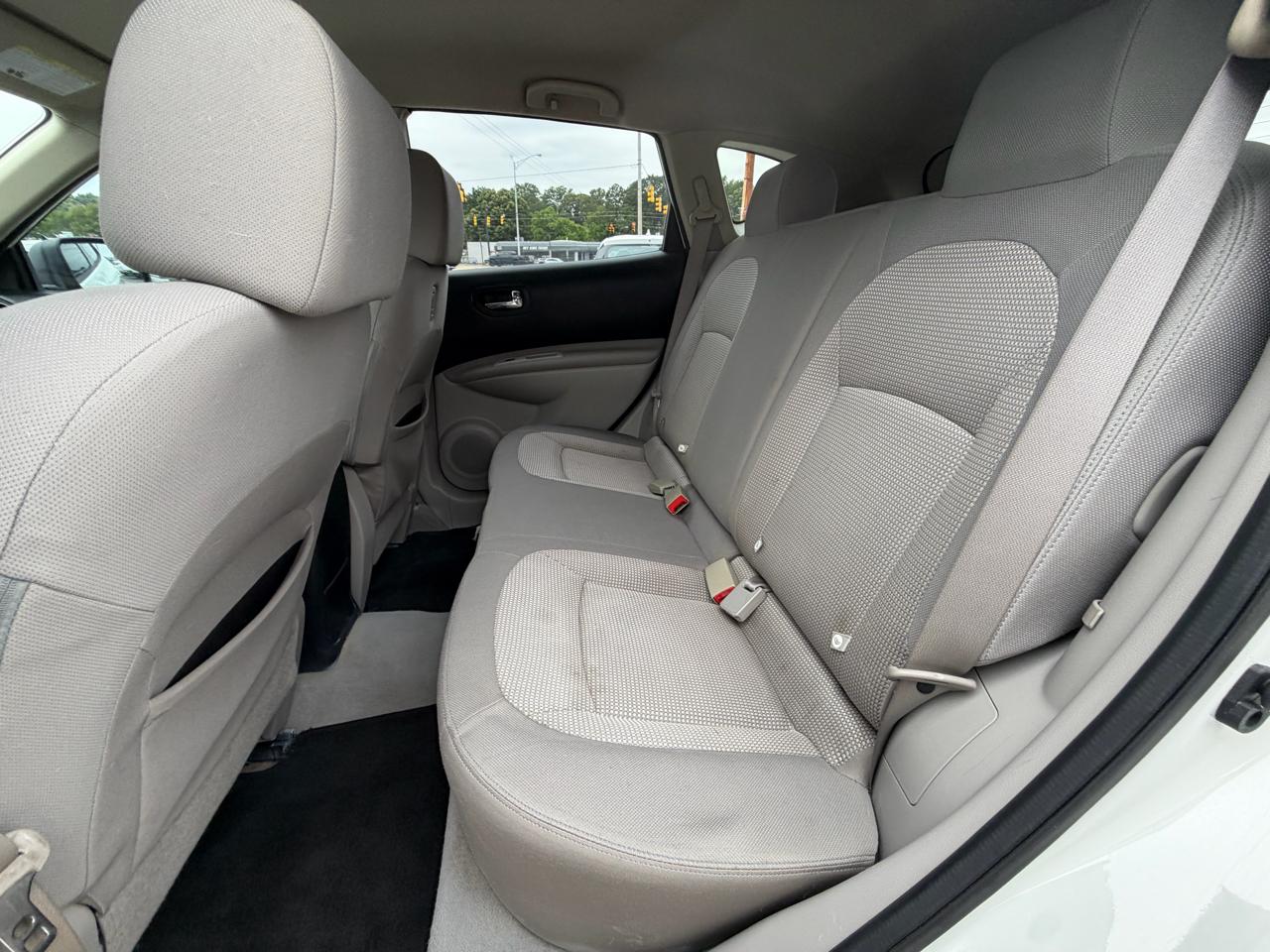 Nissan Rogue  2011