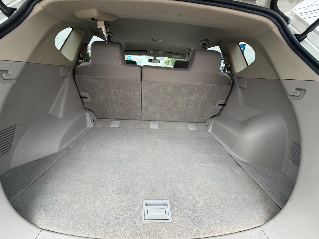 Nissan Rogue  2011