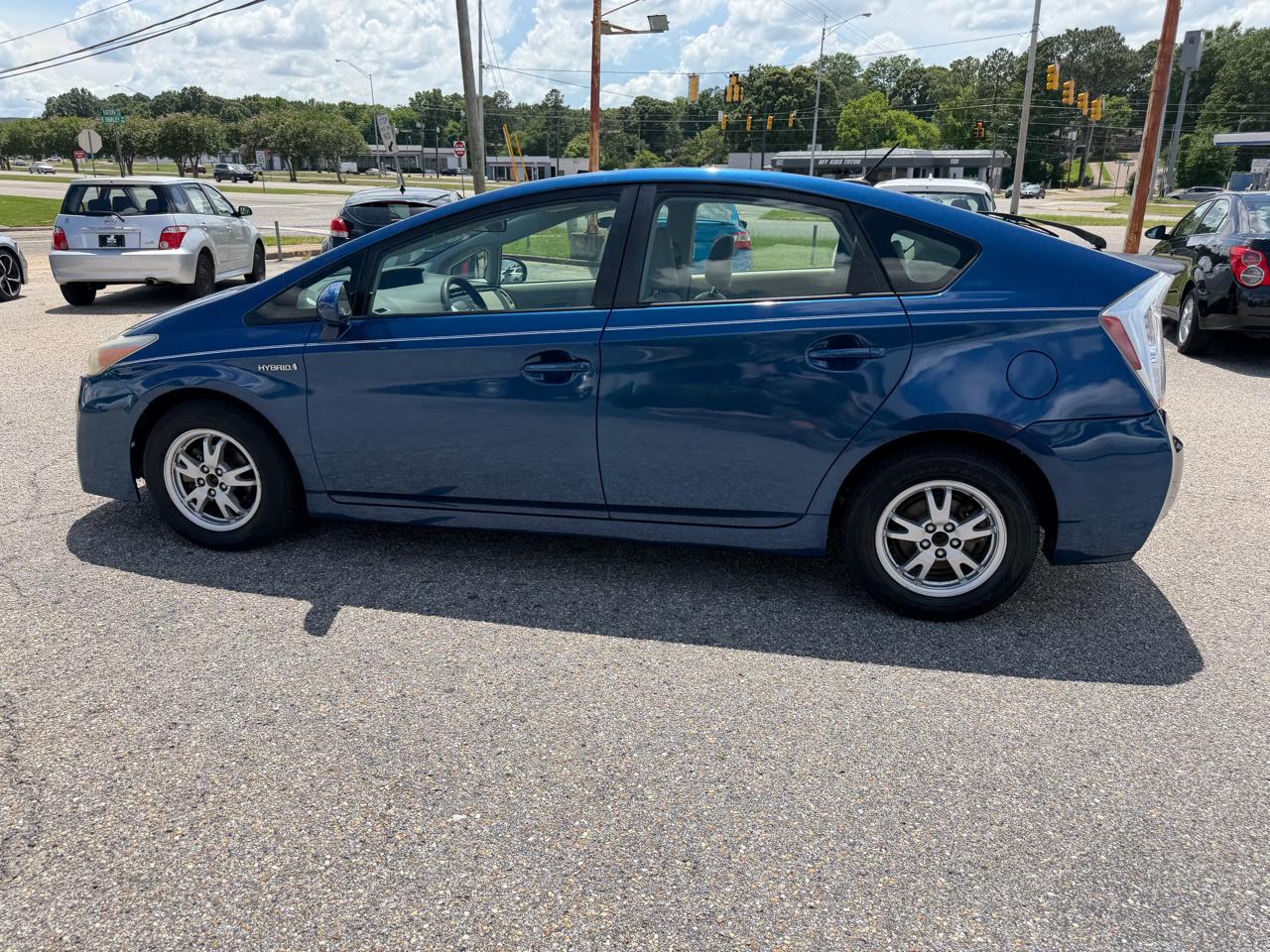 Toyota Prius  2010
