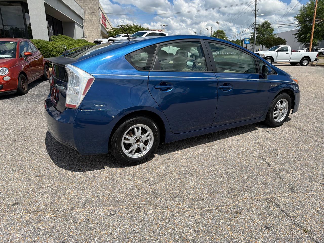 Toyota Prius  2010
