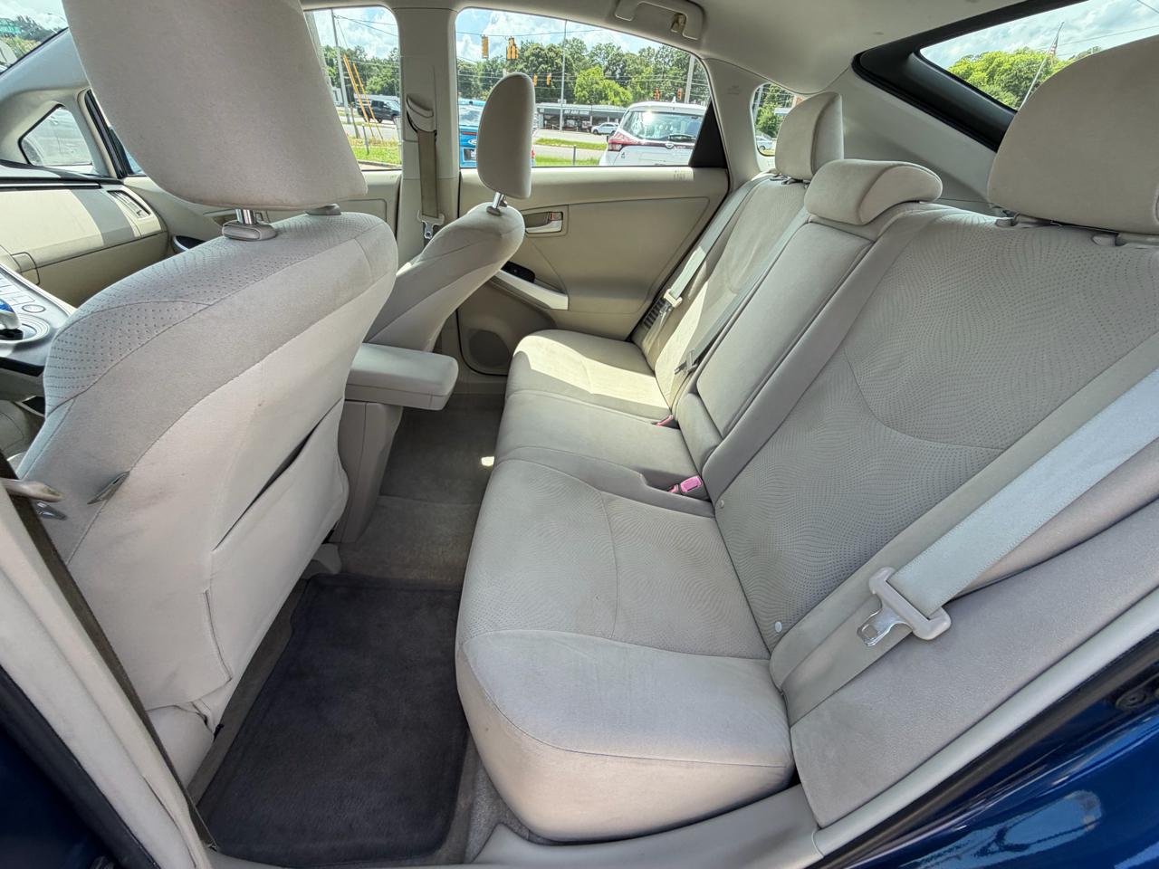 Toyota Prius  2010