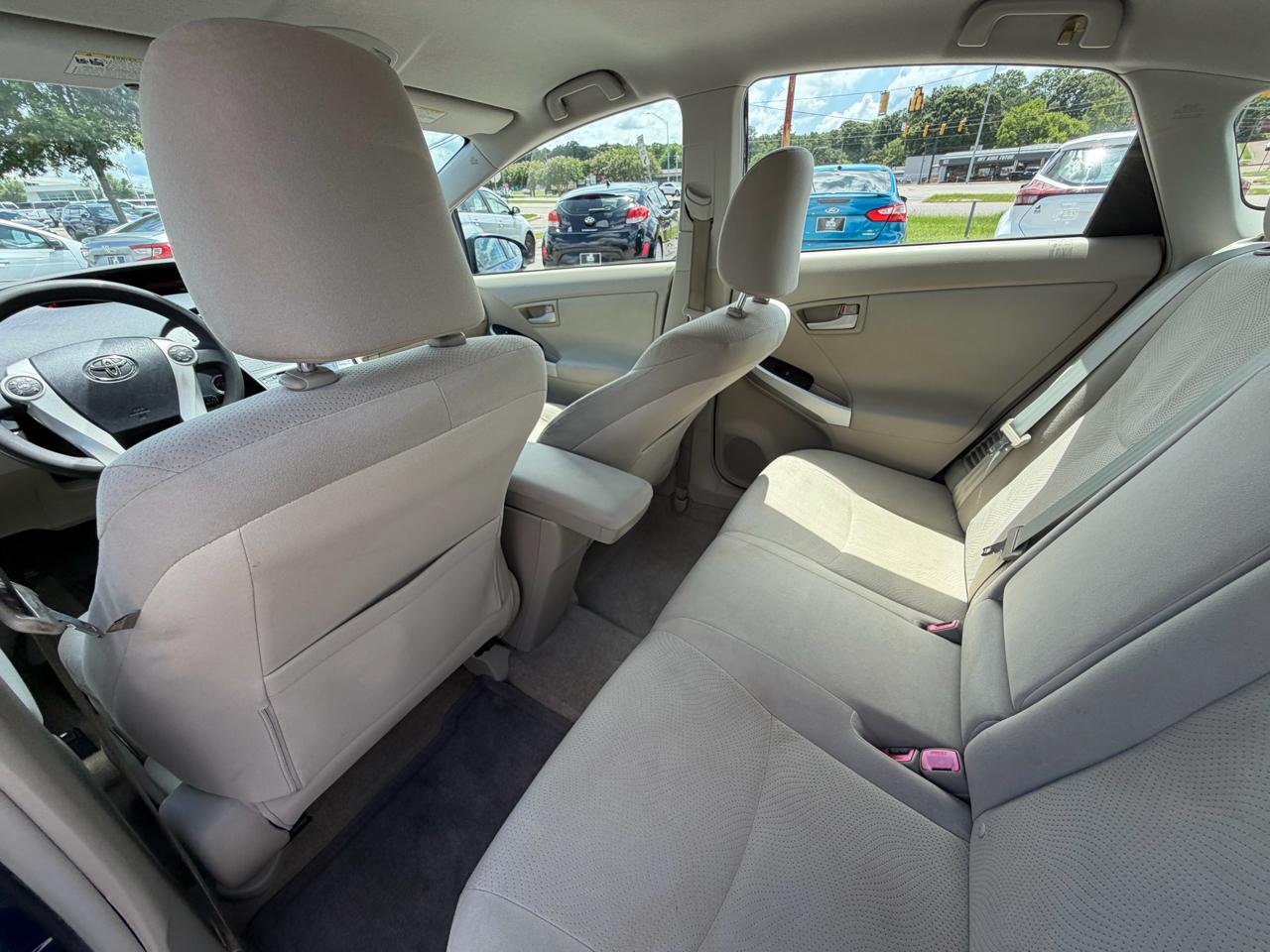 Toyota Prius  2010